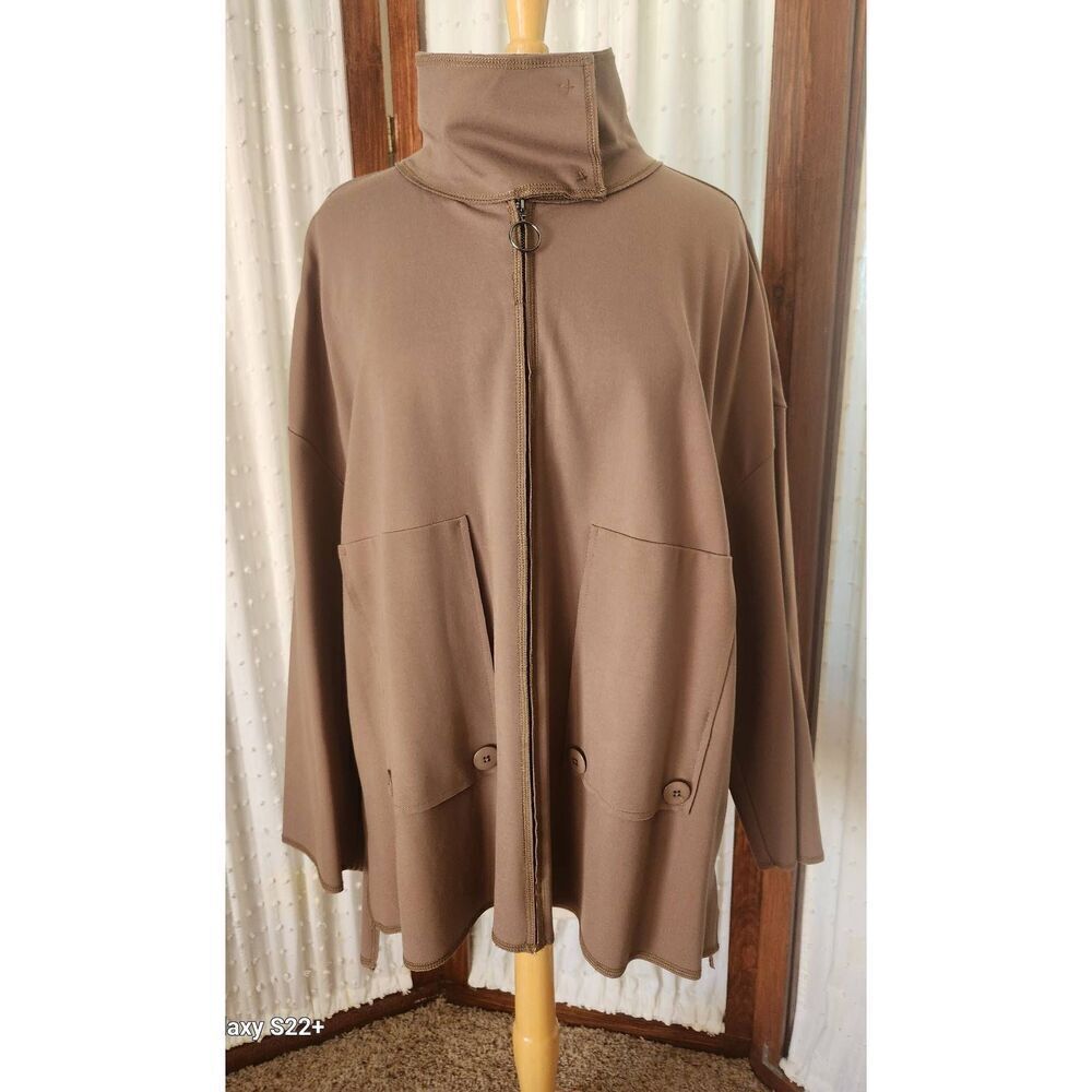 O12 Studio Nouveau unique dressy jacket